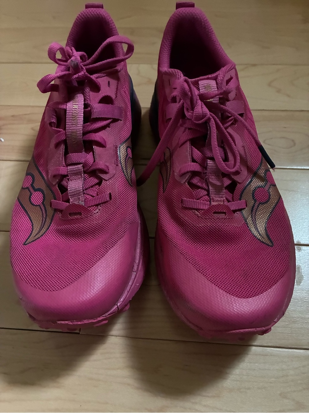 Women's Saucony 9 Athletic Lace-Up Sneakers